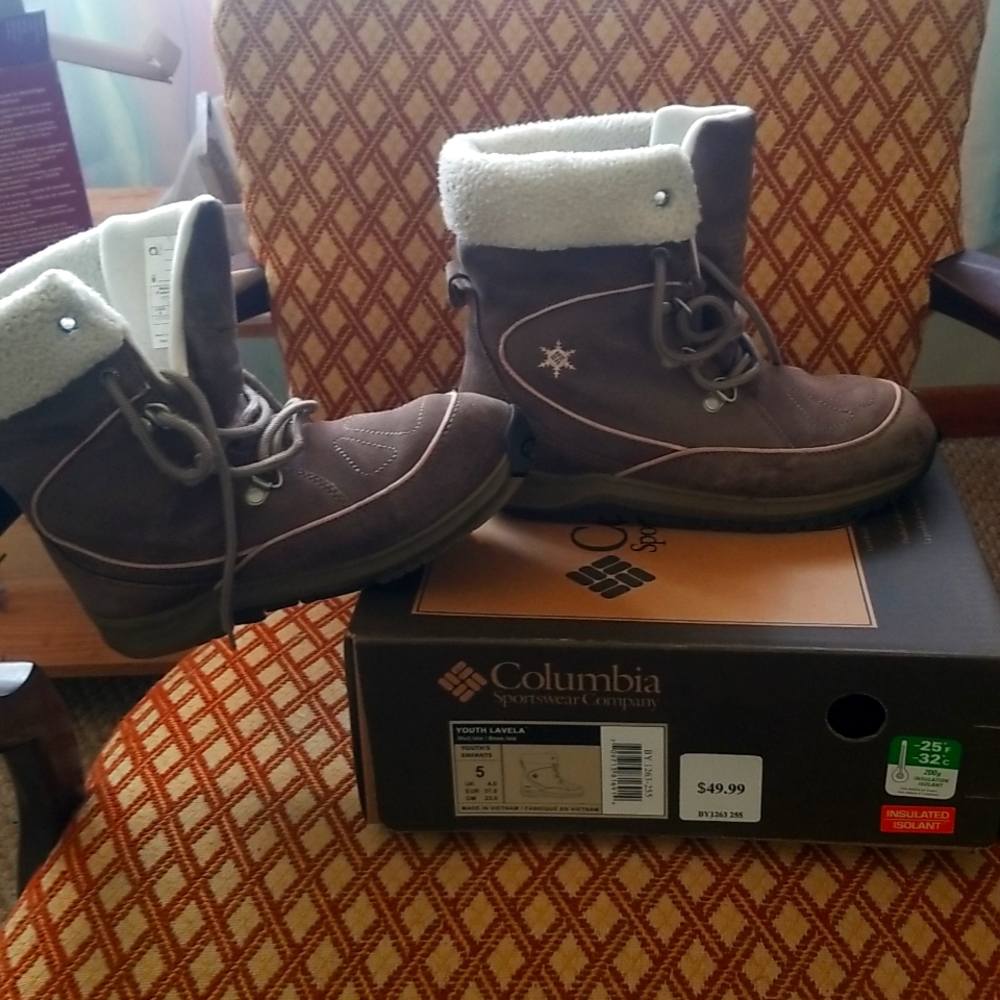 Columbia bootslike new used twice